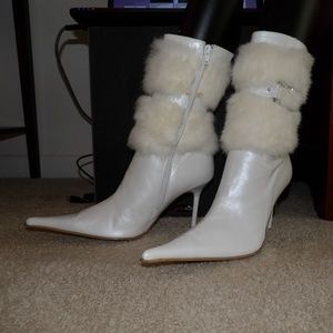 Davos Gomma Pearl White Mid boots w/ Faux Fur